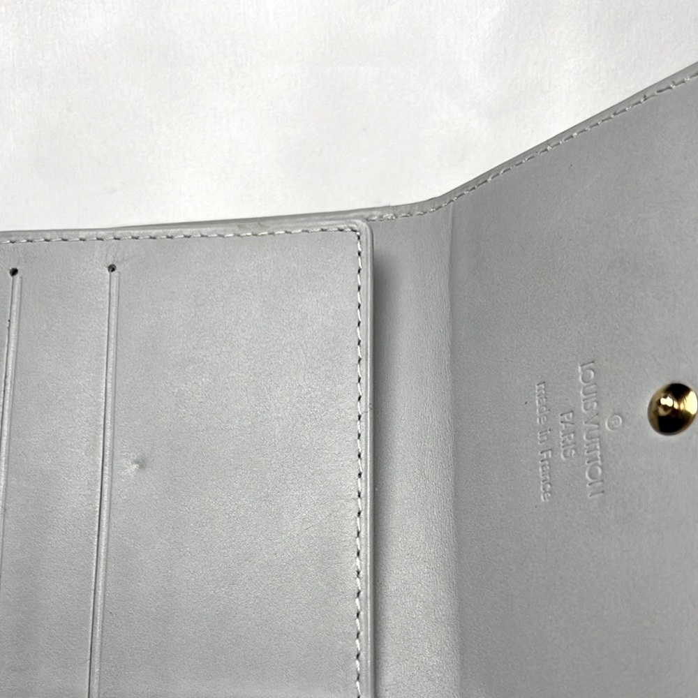 Louis Vuitton Monogram Vernis Patent Leather Elise Tri-fold Wallet - Picture 6 of 16